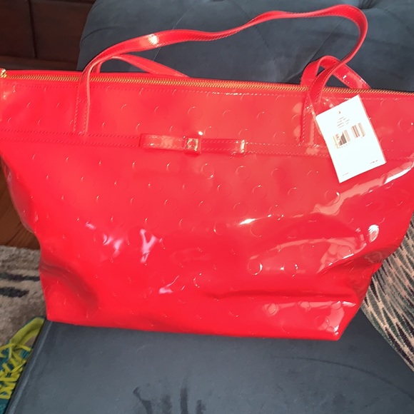 Kate Spade New York | Chili Red Camellia Street Sophie Tote - Picture 7 of 10